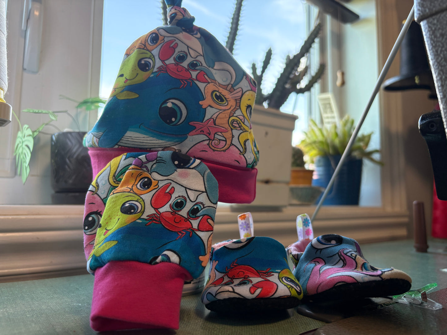 Kit bébé 0-3 mois - mitaines/pantouffle/chapeau