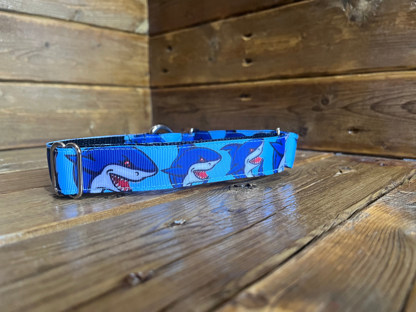 Collier à clip - Requin M