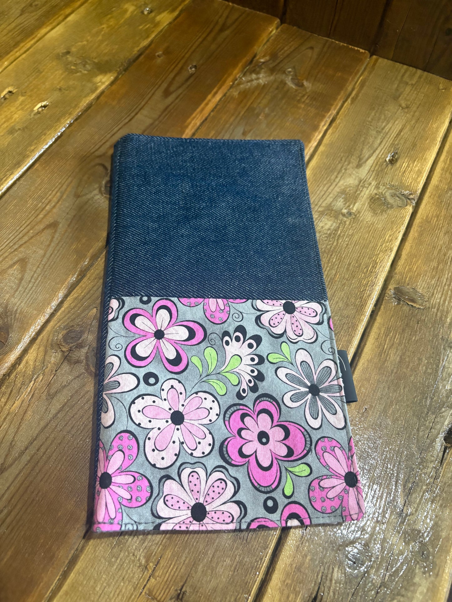 Protège carnet fleur/fleur grise