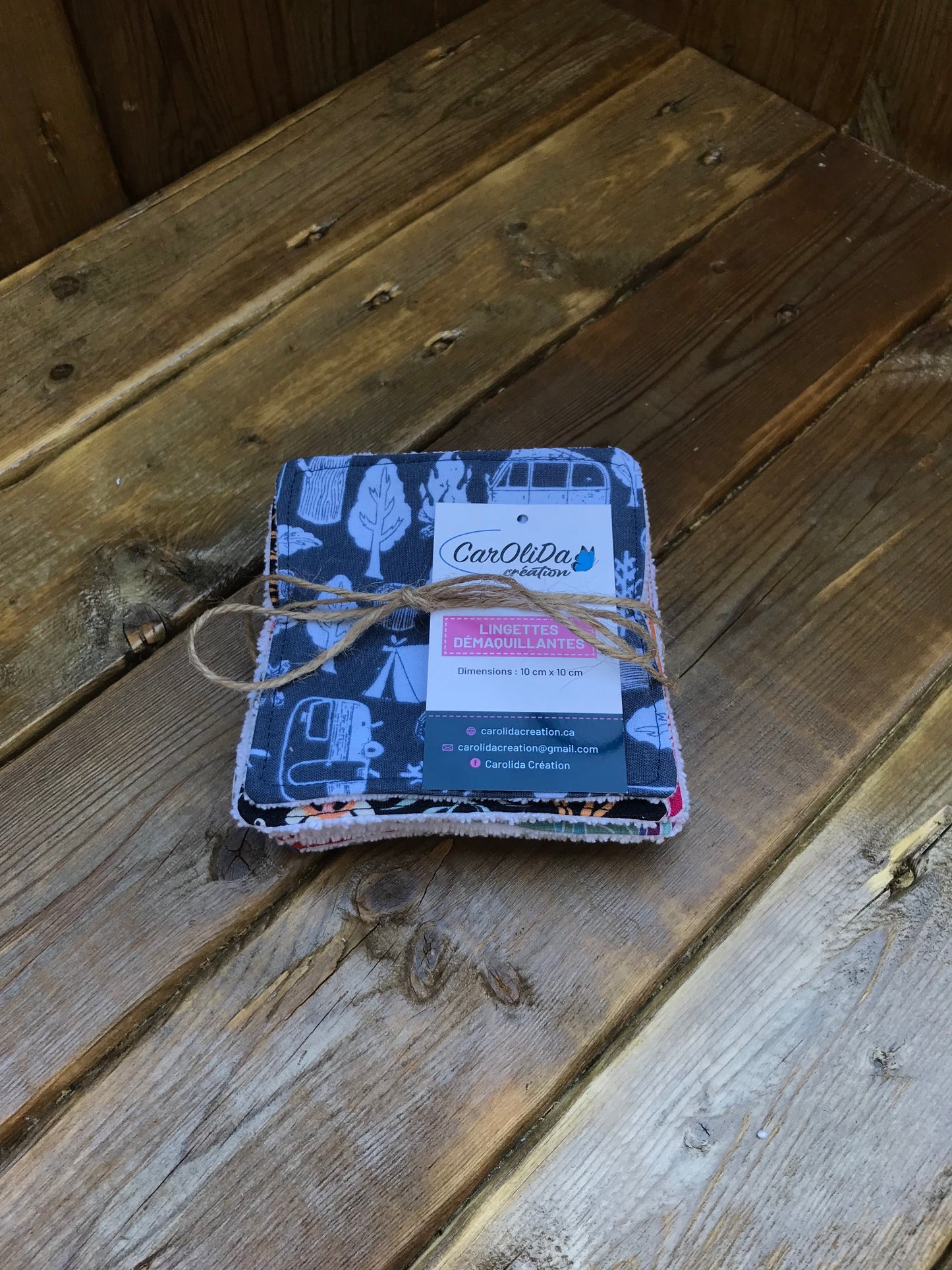 Lingette démaquillante colorée