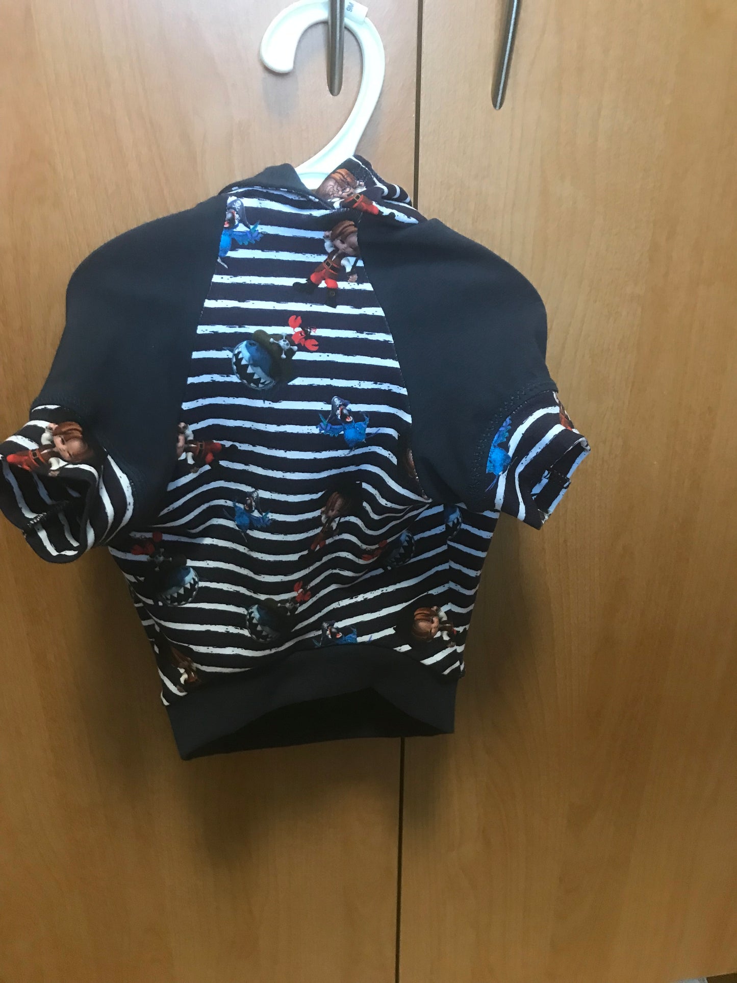 Hoodie pour chien Petit -Pirate