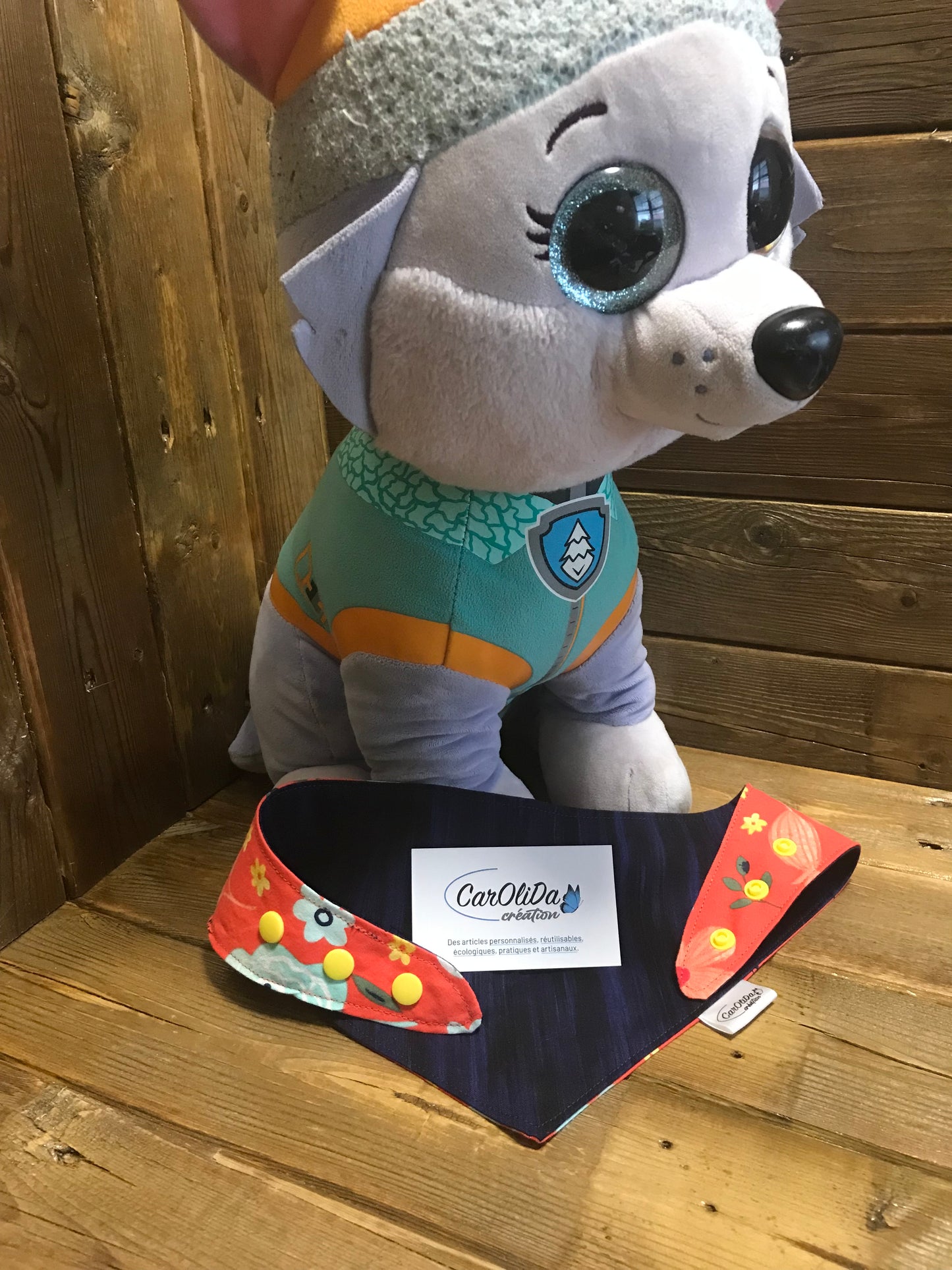 Reversible snap bandana-degraded blue and flowers/S/M/Large