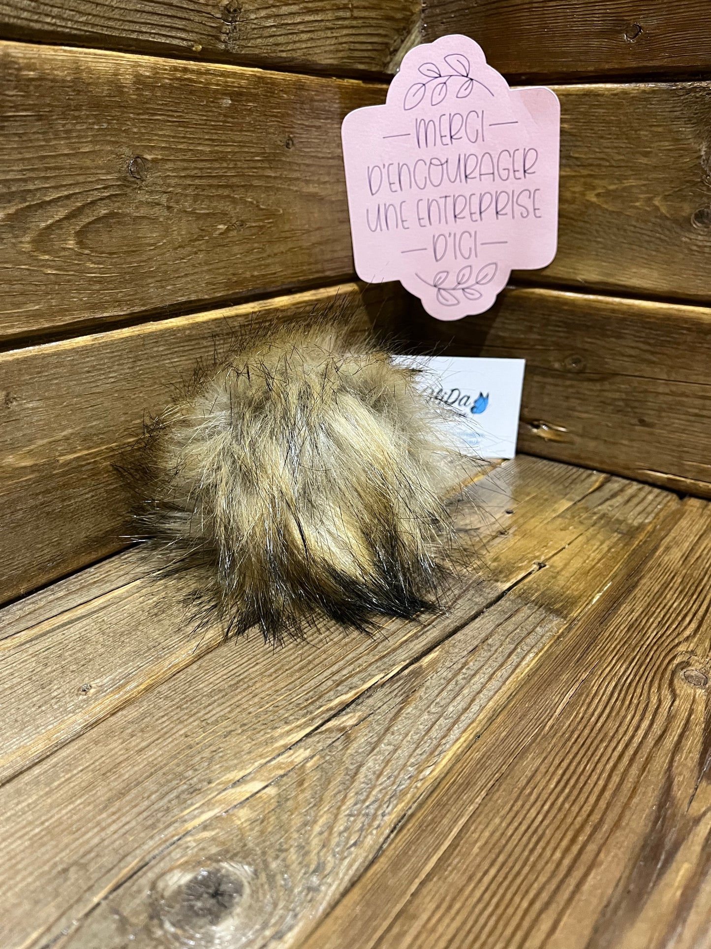 Faux fox fur pompom - Brown with black tip